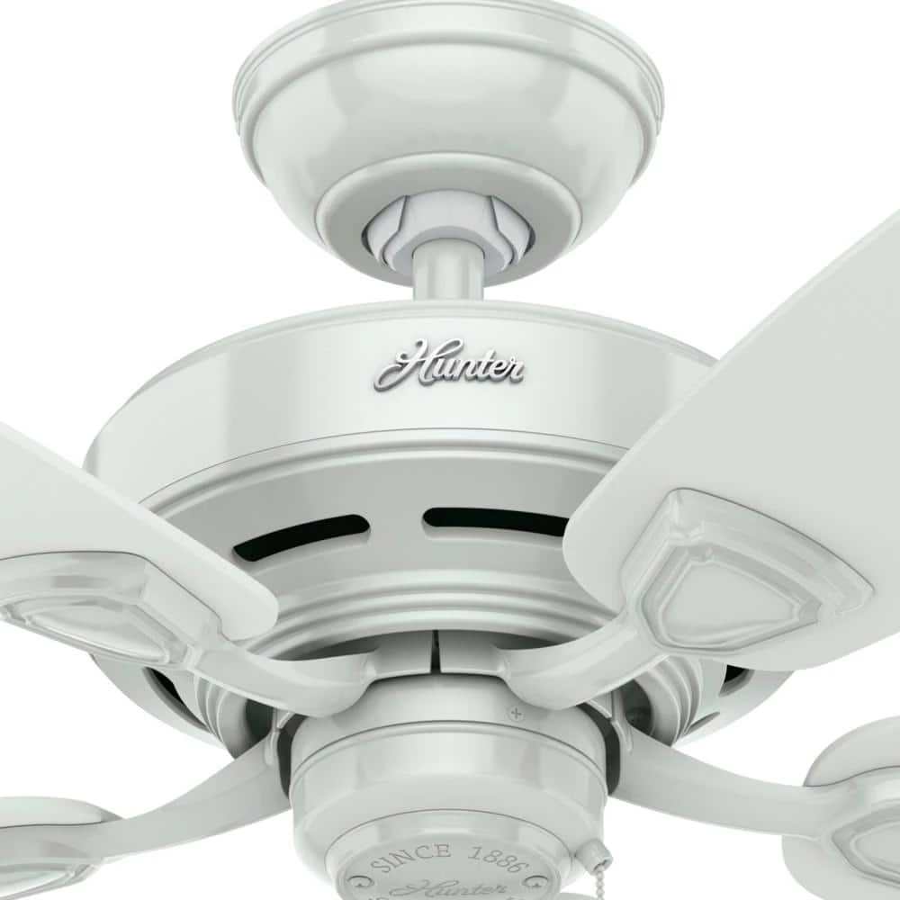 Sea Wind 48 in. Indoor/Outdoor White Ceiling Fan with Remote by Hunter 6 Sea Wind 48 in. Indoor/Outdoor White Ceiling Fan with Remote by Hunter - Image 4